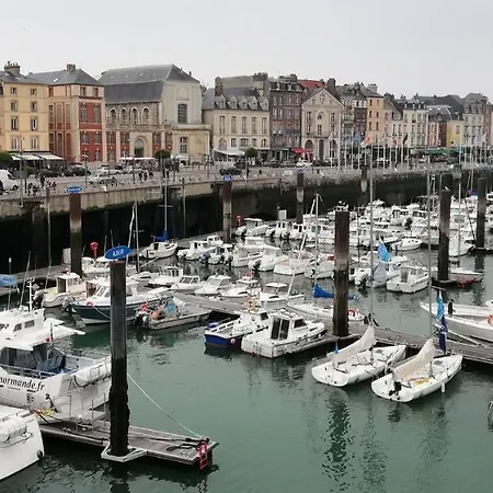 La Mouette Rieuse