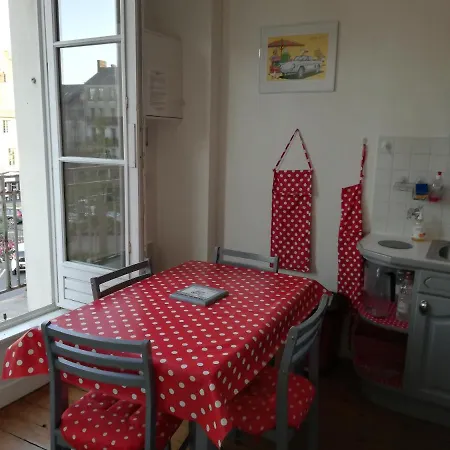 La Mouette Rieuse Apartment *